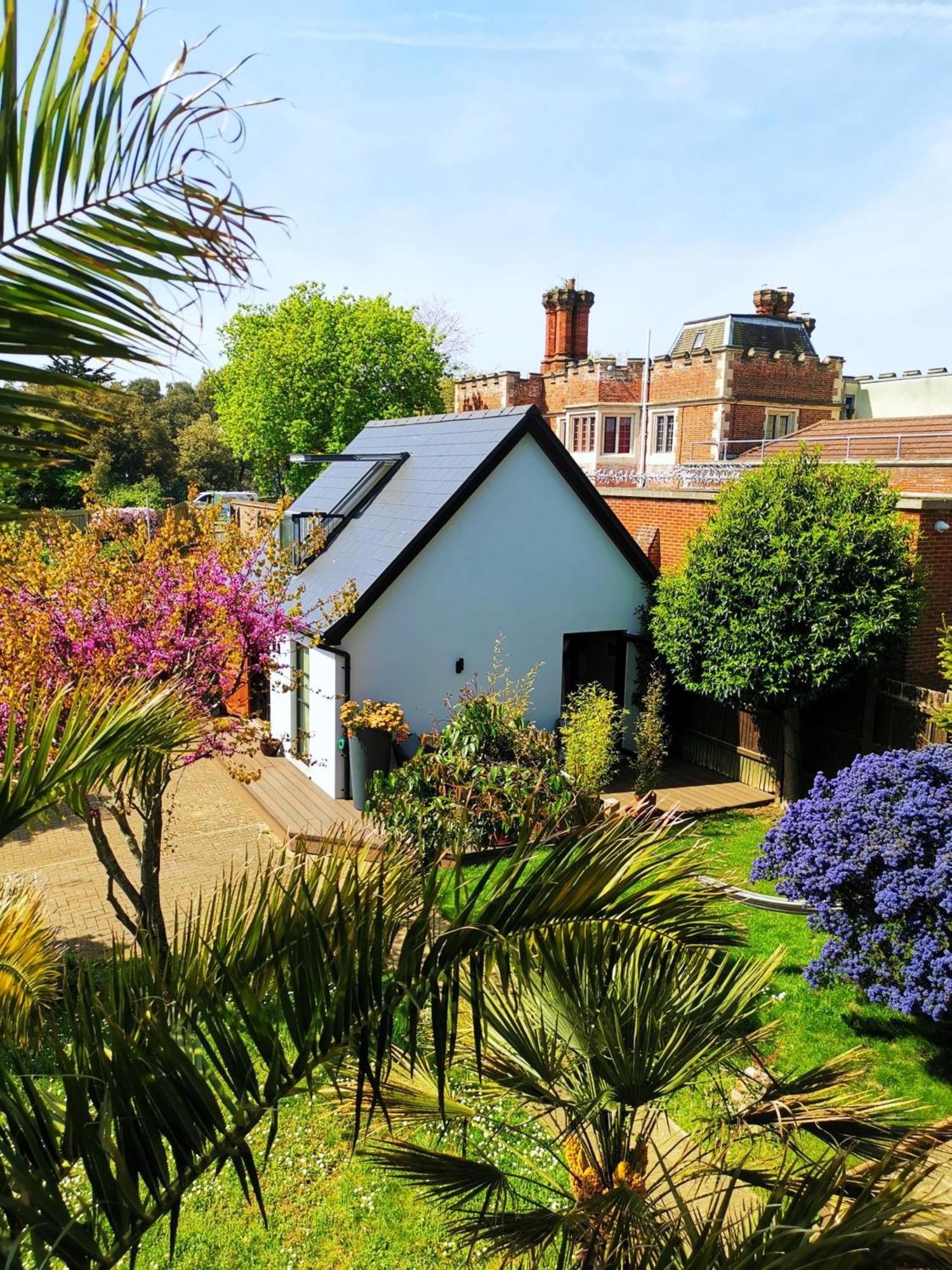 Hastings Casita, 'Little House' Self Contained Garden Lodge, Close To Town And Seafront Zewnętrze zdjęcie